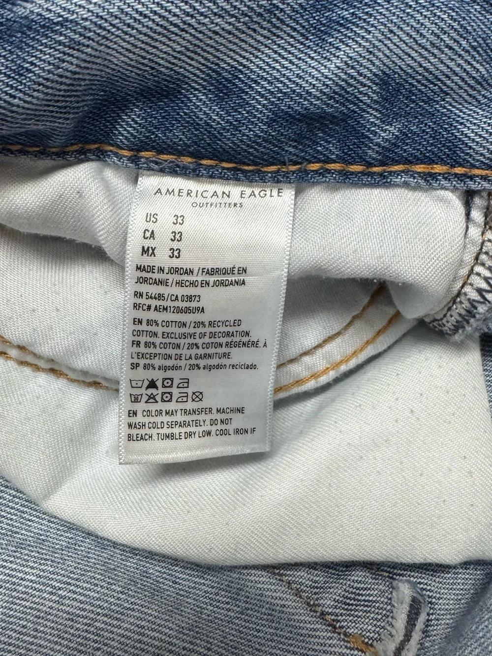 American Eagle Loose Jean Shorts Light Wash Distressed Denim Size 33 - Picture 7 of 16